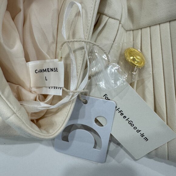 NEW Mini skirt in Ivory, Size L - Picture 13 of 15